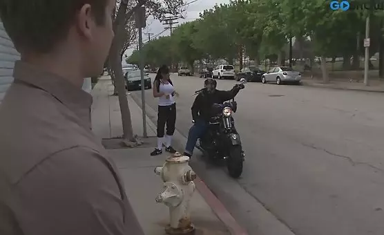 Happy Dude Enjoys Blowjob and Rides Eager Brunette